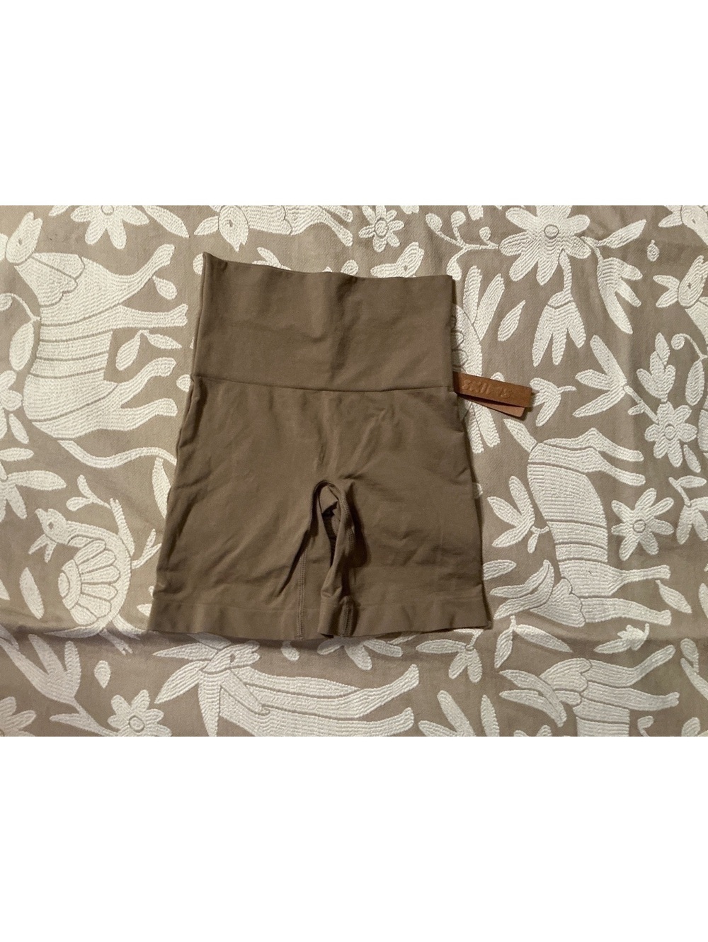 NWT Skims Soft Smoothing Shorts Sz XS in Desert